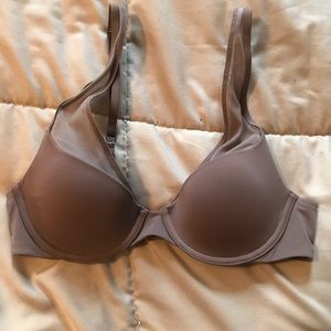 Victoria’s Secret mesh strap bra
